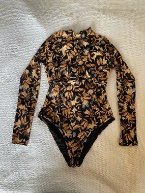 Rip Curl Long Sleeve Black Swimsuit with Gold Leaf Print Sun Protection large